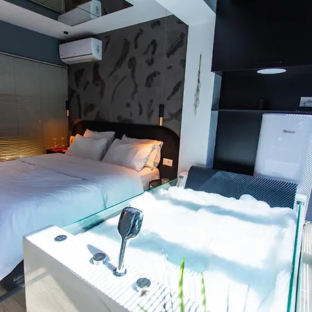 Modern By The Bubbles ホテル *