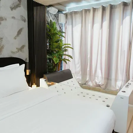 Modern By The Bubbles * Tirana